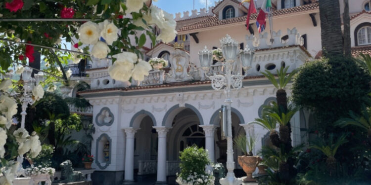 Il Castello  delle Cerimonie, dopo la decisione della Corte di Cassazione arrivano le prime disdette