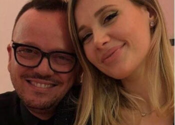 Gigi D’Alessio nuovamente papà, sarà una femminuccia