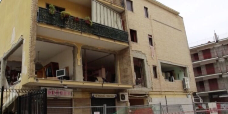 Fuga di gas nel Parco Verde di Caivano