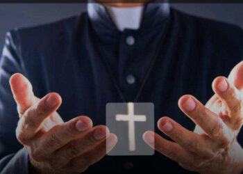 Prete lascia la parrocchia per stress da lavoro