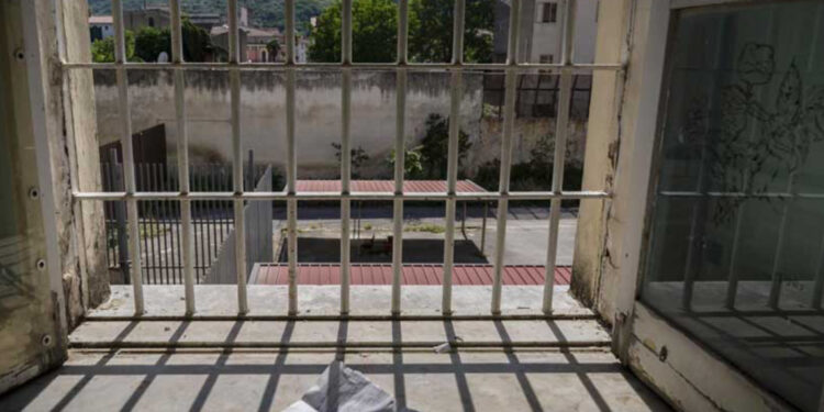 AIROLA, CAOS E TENSIONE NEL CARCERE MINORILE: ANCORA UNA AGGRESSIONE