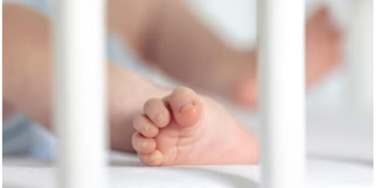 PARTORISCE A 51 ANNI, FIOCCO AZZURRO ALLA MALZONI DI AVELLINO