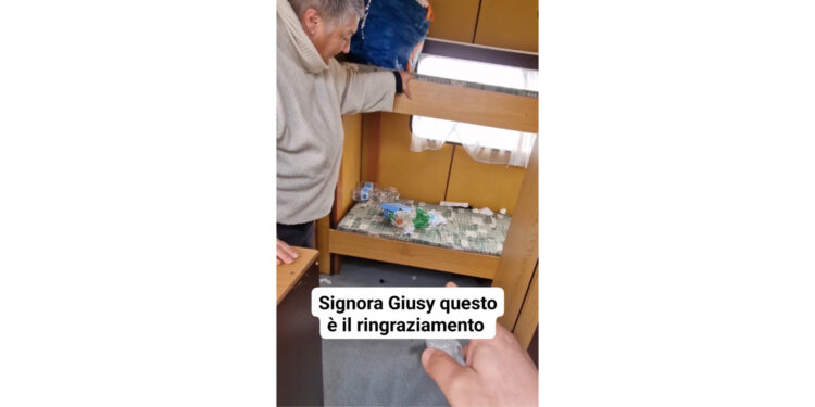 Giusy lascia la roulotte di Pino Grazioli: disordine e sporcizia ovunque