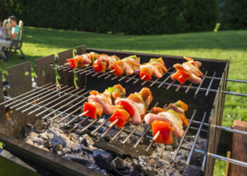 Tre giovani ustionati durante il barbecue di Pasquetta