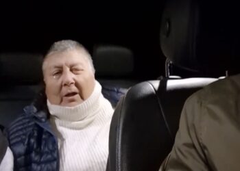 Wanda e Angelica con il maialino, una notte al telefono