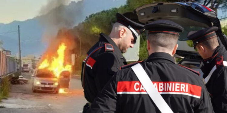 Rinvenuto il corpo di un uomo carbonizzato in un’auto a Castellammare di Stabia