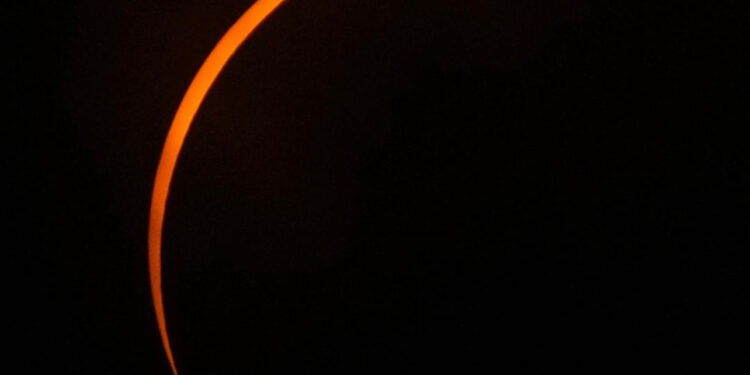 Il “sole nero” che ha incantato il mondo