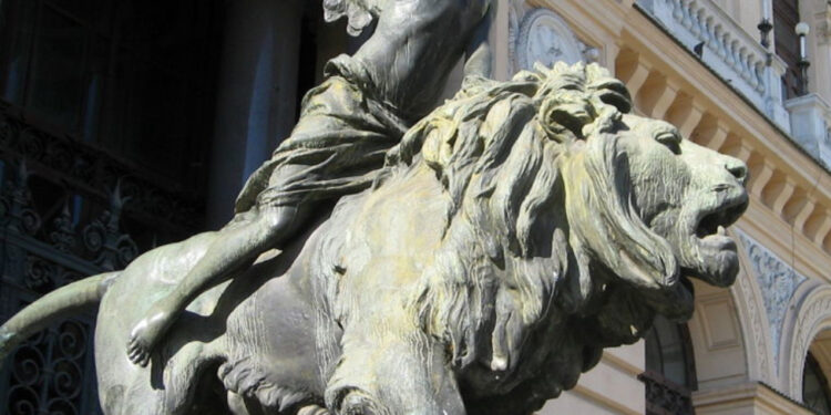 Scioglimento del Consiglio della Camera di Commercio di Napoli: nominato un Commissario Straordinario