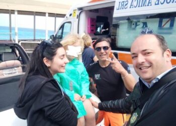 Bimba tedesca cade in mare a Capri: salvata in extremis