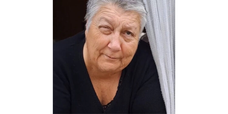 Vanda discute al telefono con la sua amica