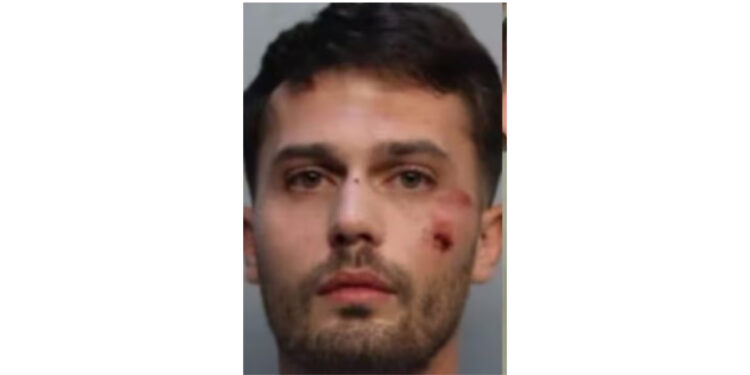 Il Caso dell’Arresto di Matteo Falcinelli a Miami: Risposta Ufficiale del Dipartimento di Stato Americano