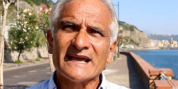 Scosse nei Campi Flegrei: Allarme o Normalità? La Visione del Vulcanologo Giuseppe Mastrolorenzo