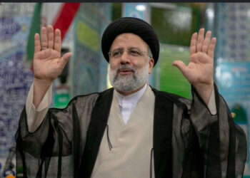 Trovato l’elicottero del presidente Raisi, i funerali domani a Tabriz. Riunione urgente del governo. Meloni: “Spero che la futura leadership si impegni per la pace nella regione”