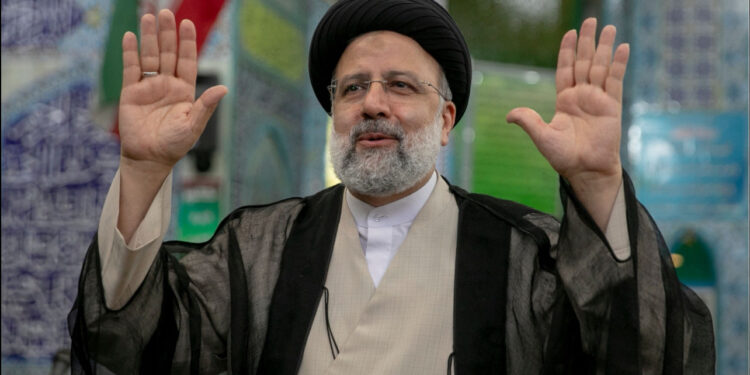 Trovato l’elicottero del presidente Raisi, i funerali domani a Tabriz. Riunione urgente del governo. Meloni: “Spero che la futura leadership si impegni per la pace nella regione”