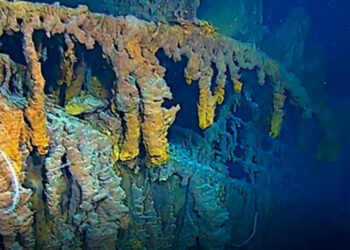 Larry Connor e la sua Missione per Esplorare il Relitto del Titanic