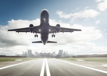 Incendio su Volo Ryanair partito da Bologna: Atterraggio di Emergenza in Lussemburgo