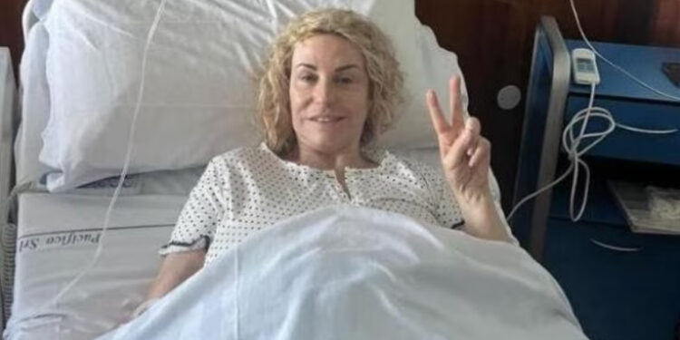 Antonella Clerici Operata d’Urgenza per un Tumore: “Ciao Ovaie”, La Dottoressa Spegne Subito Polemiche