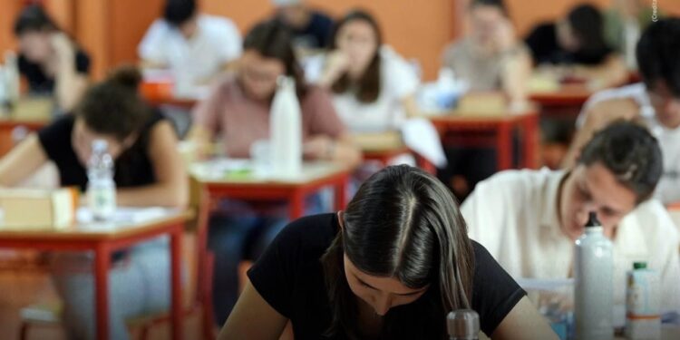 Esami di Maturità 2024: Ungaretti, Pirandello e Levi Montalcini tra gli autori proposti