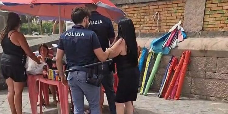 Aggressione al Mappatella Beach: Il deputato Borrelli nel mirino degli abusivi