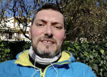 Fano: Luca Ricci confessa il duplice omicidio dei genitori, movente economico dietro il crimine