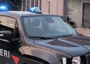 Tragedia ad Angri: 35enne trovato morto in strada