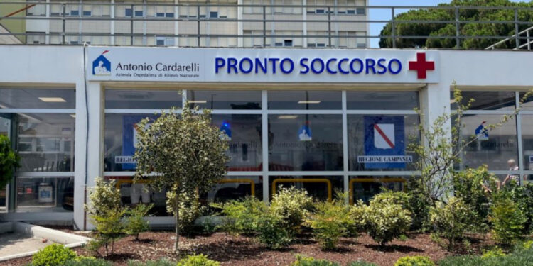 Paghiamo ancora un tributo al turismo sanitario delle carceri: detenuto evade dall’ospedale Cardarelli di Napoli