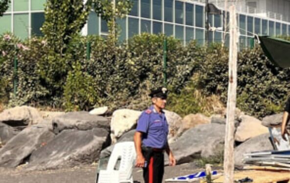 Blitz dei carabinieri sul litorale: smantellato un lido abusivo