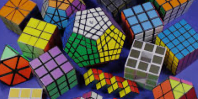 Ernő Rubik, l’inventore del cubo più famoso del mondo, compie 80 anni