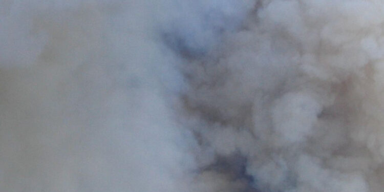 Incendio allo stabilimento Idav-D’Ambrosio di Striano. Esplosione e nube tossica