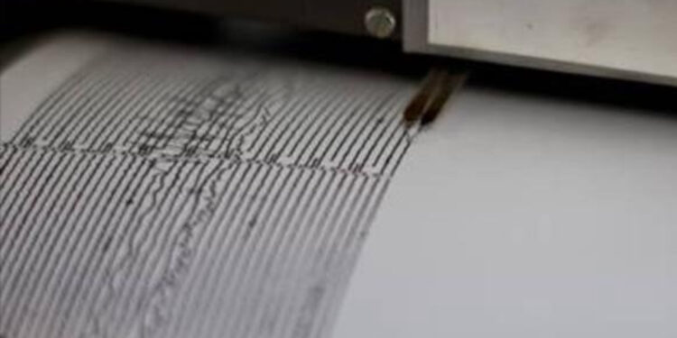 Scossa di terremoto di magnitudo 3.2 registrata nei Campi Flegrei