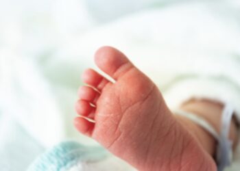 Barletta, partorisce figlio già morto: era stata dimessa con prescrizione di assumere olio di ricino