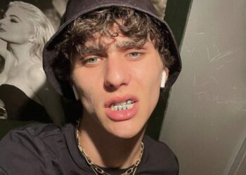 Achille Costacurta: Alla ricerca di sé tra ribellione e incertezza