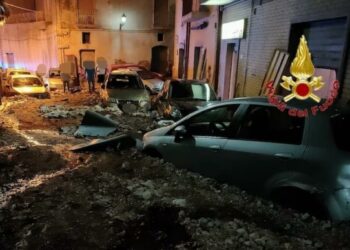 Emergenza maltempo in Campania: nubifragi e frane devastano Caserta e Avellino, due persone risultano disperse