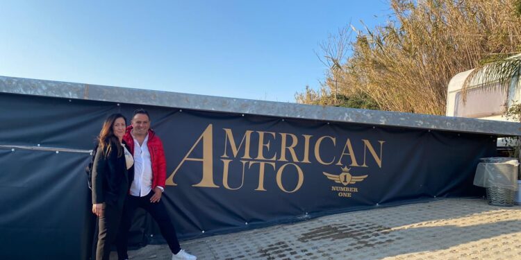 American Auto: a Bacoli, auto vendute con una “stretta di mano “
