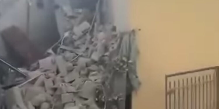 Tragedia a Saviano: esplosione in una palazzina,  due bimbi perdono la vita