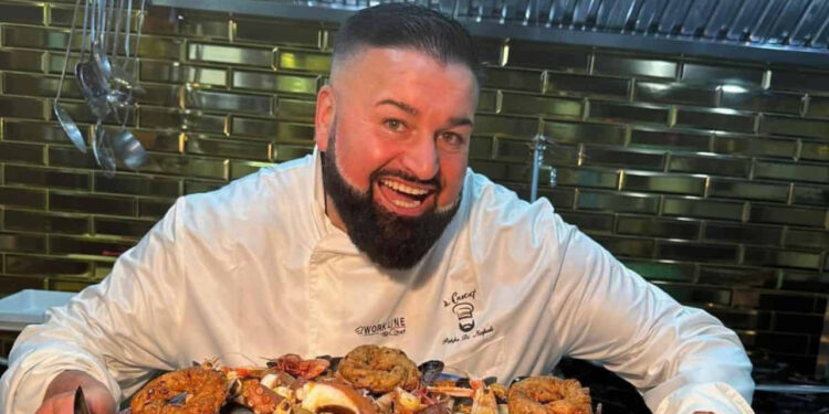 Peppe Di Napoli,  star dei social annuncia di avere un tumore