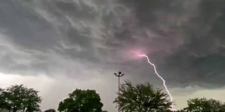 Nuova perturbazione in arrivo: maltempo e calo termico sulla Campania