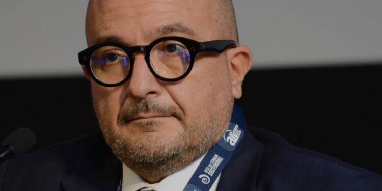 Gennaro Sangiuliano davanti ai pm: indagato per peculato e vittima di minacce