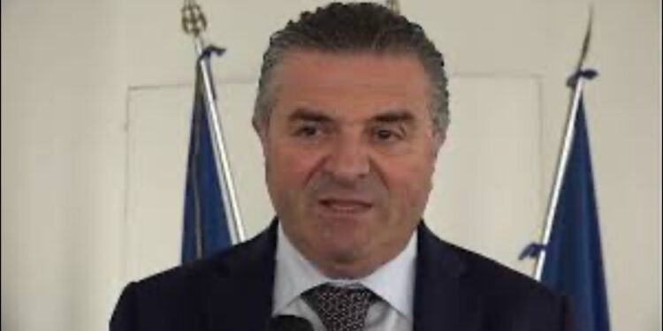 Sequestrati oltre 500.000 euro: arrestato il sindaco di Capaccio Paestum per corruzione