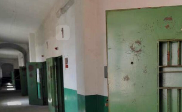 AIROLA, LITE TRA DETENUTI NEL CARCERE MINORILE: ITALIANO AGGREDISCE STRANIERO.