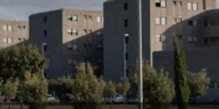 Poliziotto arrestato e trasferito a Santa Maria Capua Vetere: plauso dell’Uspp