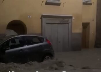 Maltempo devastante in Italia: Emilia-Romagna sott’acqua, frane in Sicilia e emergenze in tutto il Paese