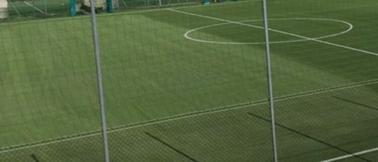 Torino, bimbo di dieci anni ricoverato in gravi condizioni dopo un incidente sul campo da calcetto