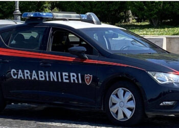 Procida, 55enne arrestato per droga: tenta di sfuggire ai controlli e getta cocaina