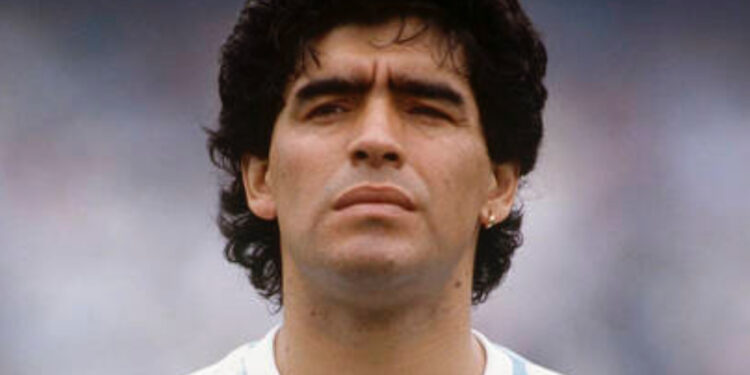 Quattro anni senza  El Pibe de Oro, immortale nel cuore di Napoli