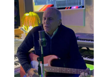 Luciano Santangelo: Una vita in musica tra percussioni, canzoni e cover