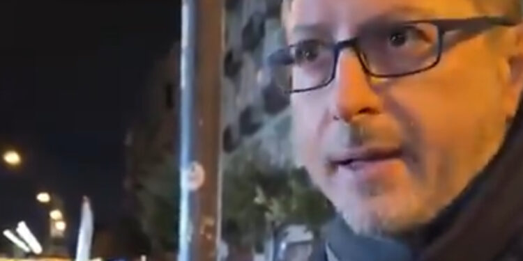 Napoli, tra degrado e polemiche: il tour di Borrelli Grazioli  e Cosimo Livello Alto nei vicoli della città