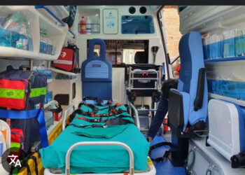 Napoli, crolla tettoia durante i controlli: carabiniere in gravi condizioni