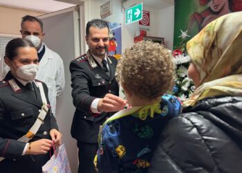 NOLA: giocattoli ai bimbi ricoverati in pediatria anche a Natale. L’iniziativa dei Carabinieri