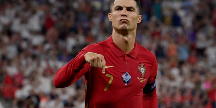 Cristiano Ronaldo raggiunge 1 miliardo di follower: il più seguito al mondo sui social